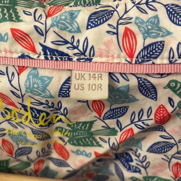 Floral and bird print Boden button down shirt - Picture 4 of 6